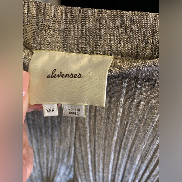 Elevenses Pleated Metallic wide Leg pants - Picture 5 of 5